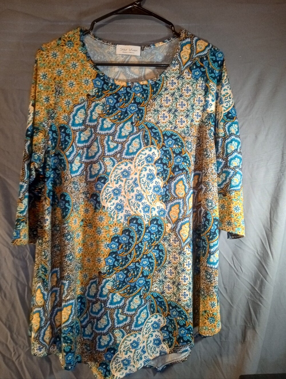 Women’s Star Vixen Blue & Yellow Paisley Print Tunic Top
